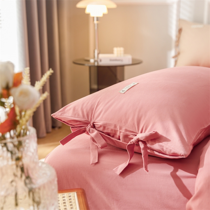 91家纺网 家纺一手货源 找家纺 秀色家纺 2025新款简约纯色60支加厚保暖全棉磨毛四件套 简兮-茜茜里红