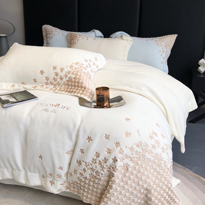 91家纺网 家纺一手货源 找家纺 馨蕊 2022新款秋冬轻奢煦暖绒系列-千鸟格 千鸟格-元气白桃