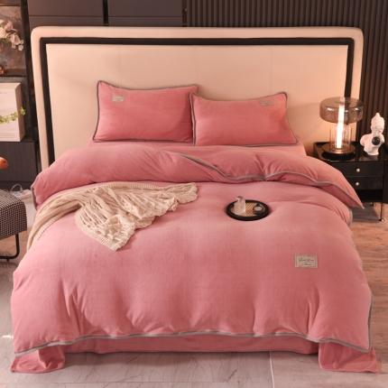 91家纺网 家纺一手货源 找家纺 518 2025新款220克牛奶绒纯色系列被套可定制梦幻豆沙