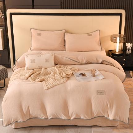 91家纺网 家纺一手货源 找家纺 518 2025新款220克牛奶绒纯色系列被套可定制奶茶米驼