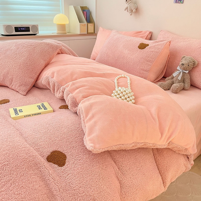 91家纺网 家纺一手货源 找家纺 琪格格 2022新款泰迪绒毛巾绣四件套 泰迪绒-樱花粉