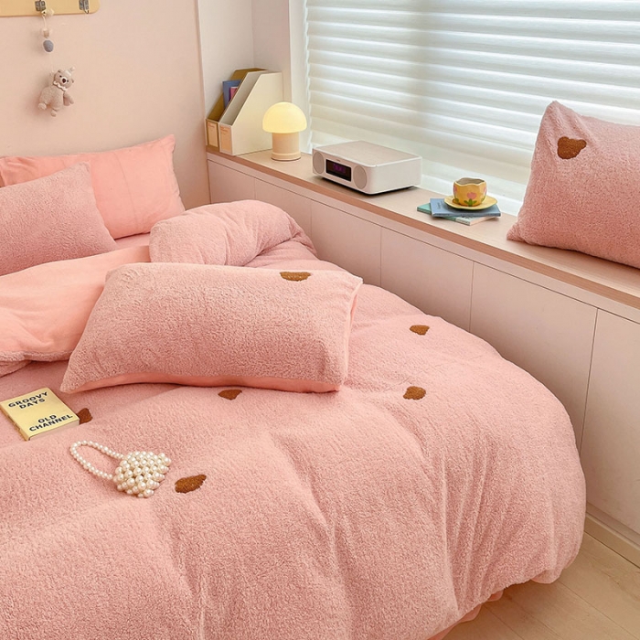 91家纺网 家纺一手货源 找家纺 琪格格 2022新款泰迪绒毛巾绣四件套 泰迪绒-樱花粉