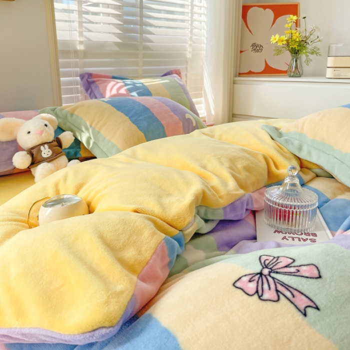 91家纺网 家纺一手货源 找家纺 （总）佰亿莱 2024新款高克重印花牛奶绒四件套