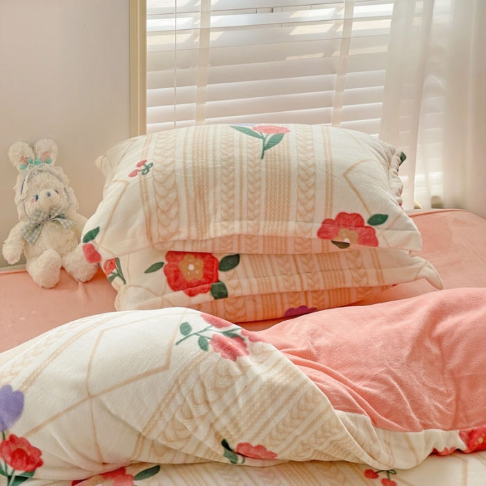 91家纺网 家纺一手货源 找家纺 佰亿莱 2024新款高克重印花牛奶绒四件套 春风十里