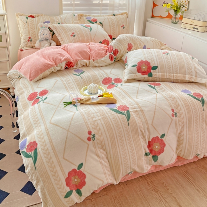 91家纺网 家纺一手货源 找家纺 佰亿莱 2024新款高克重印花牛奶绒四件套 春风十里