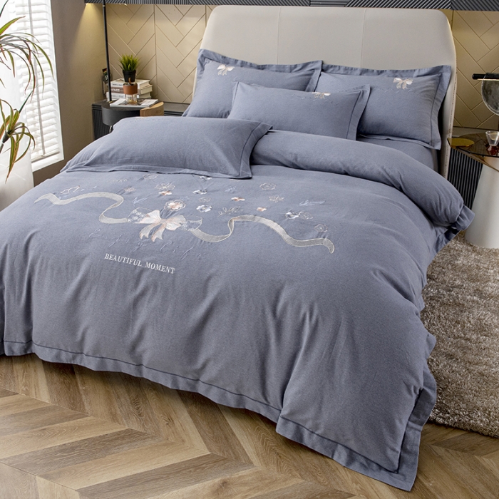 91家纺网 家纺一手货源 找家纺 纽缦 2022新款纯棉磨毛刺绣床单款四件套 蝶恋花-高级灰