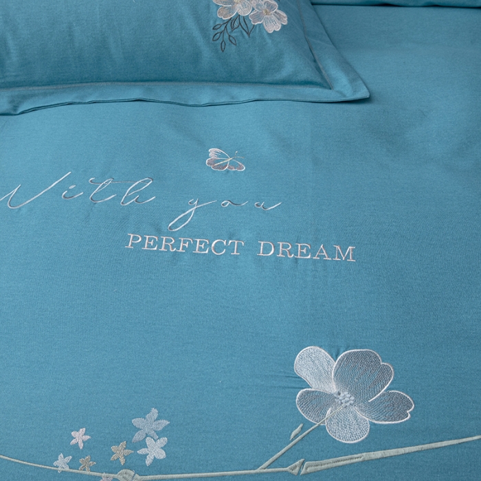 91家纺网 家纺一手货源 找家纺 纽缦 2022新款纯棉磨毛刺绣床单款四件套 醉花阴-孔雀蓝