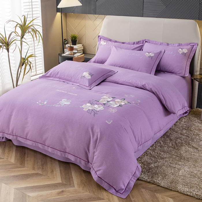 91家纺网 家纺一手货源 找家纺 纽缦 2022新款纯棉磨毛刺绣床单款四件套 醉花阴-梦幻紫