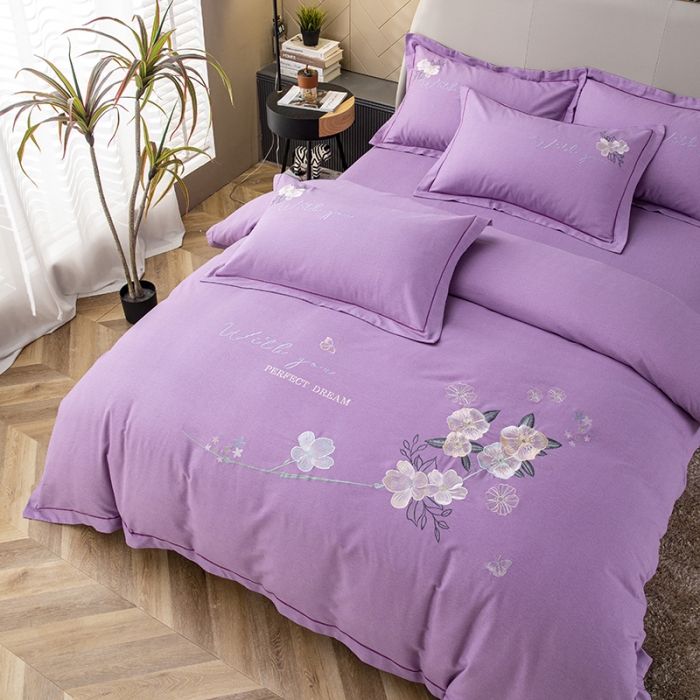 91家纺网 家纺一手货源 找家纺 纽缦 2022新款纯棉磨毛刺绣床单款四件套 醉花阴-梦幻紫