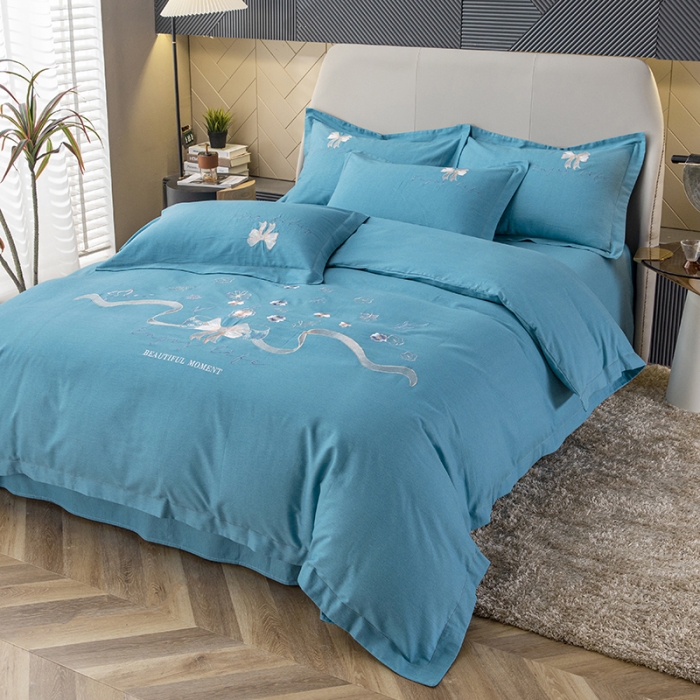 91家纺网 家纺一手货源 找家纺 纽缦 2022新款纯棉加厚纯色绣花款床笠四件套 蝶恋花孔雀蓝