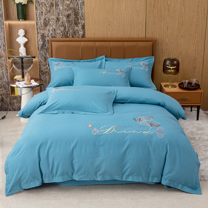 91家纺网 家纺一手货源 找家纺 纽缦 2022新款纯棉加厚纯色绣花款床笠四件套 锦园春孔雀蓝