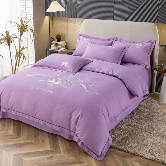 91家纺网 家纺一手货源 找家纺 纽缦 2022新款纯棉加厚纯色绣花款床裙四件套 蝶恋花梦幻紫