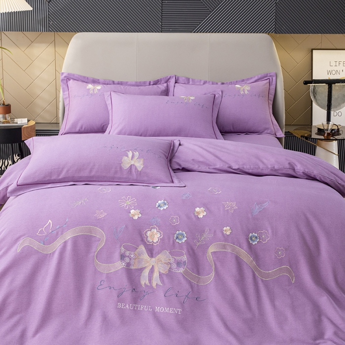 91家纺网 家纺一手货源 找家纺 纽缦 2022新款纯棉加厚纯色绣花款床裙四件套 蝶恋花梦幻紫