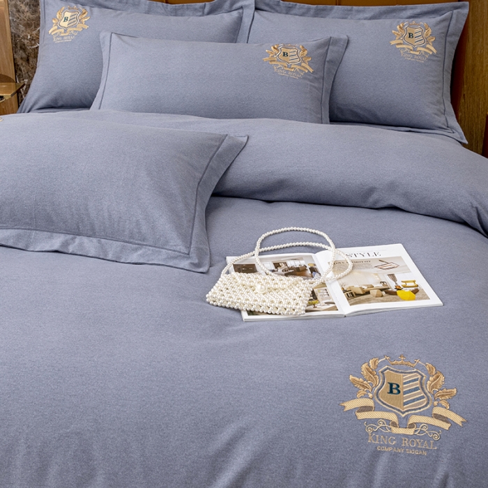 91家纺网 家纺一手货源 找家纺 纽缦 2022新款纯棉加厚纯色绣花款床裙四件套 满朝欢高级灰