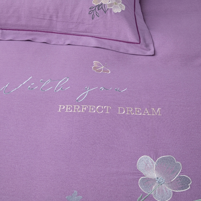 91家纺网 家纺一手货源 找家纺 纽缦 2022新款纯棉加厚纯色绣花款床裙四件套 醉花阴梦幻紫