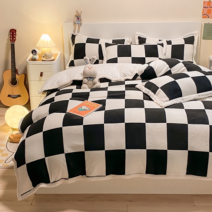 91家纺网 家纺一手货源 找家纺 澳梵 2022新款牛奶绒豆豆绒四件套 黑白格