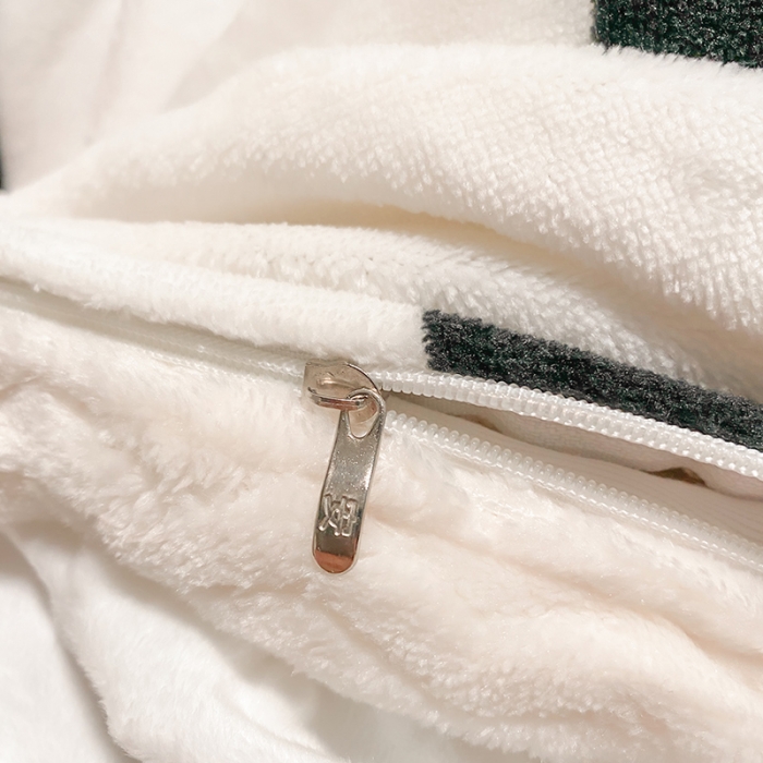 91家纺网 家纺一手货源 找家纺 澳梵 2022新款牛奶绒豆豆绒四件套 黑白格