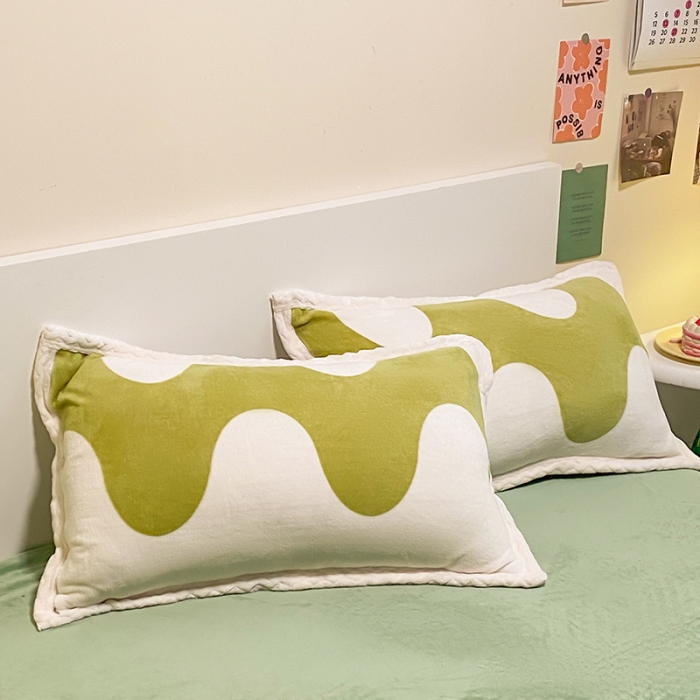 91家纺网 家纺一手货源 找家纺 澳梵 2022新款牛奶绒豆豆绒四件套 维拉-绿色