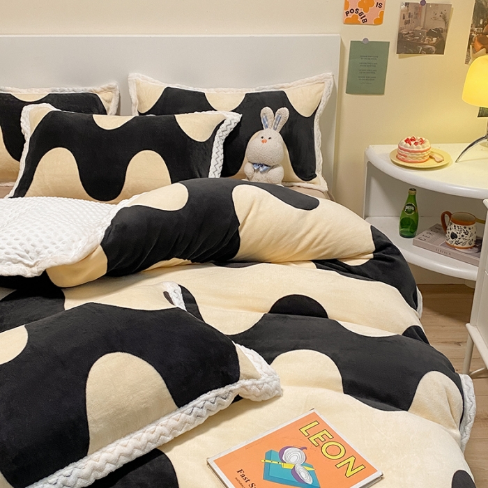 91家纺网 家纺一手货源 找家纺 澳梵 2022新款牛奶绒豆豆绒四件套 维拉-米黄