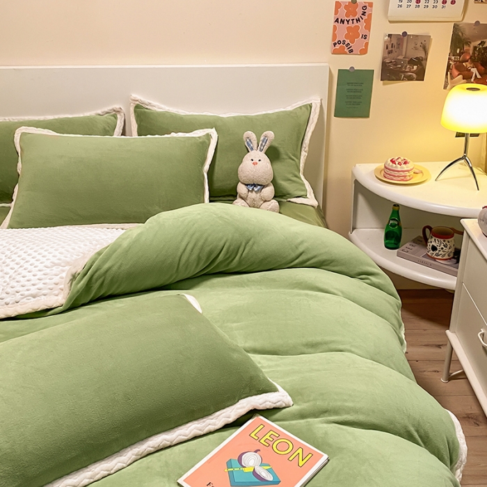 91家纺网 家纺一手货源 找家纺 澳梵 2022新款牛奶绒豆豆绒四件套 氧气-草绿