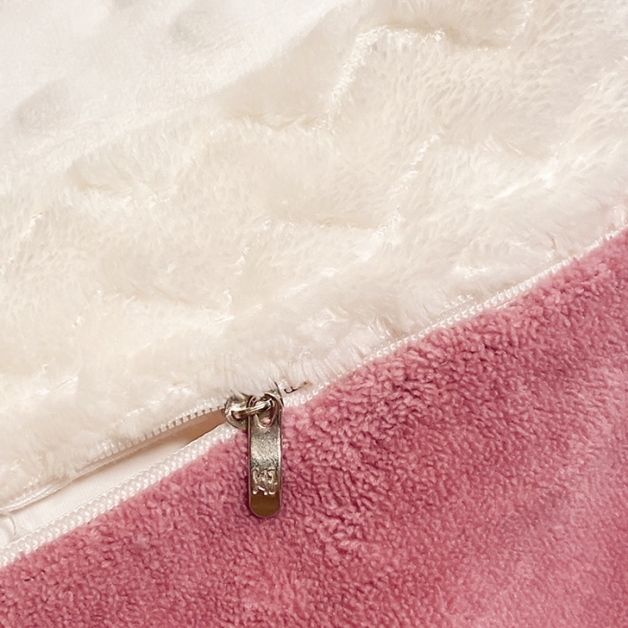 91家纺网 家纺一手货源 找家纺 澳梵 2022新款牛奶绒豆豆绒四件套 氧气-浆果色