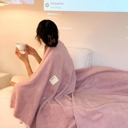 91家纺网 家纺一手货源 找家纺 （总）桃喜 2022新款贝壳针包边牛奶绒提花毛毯