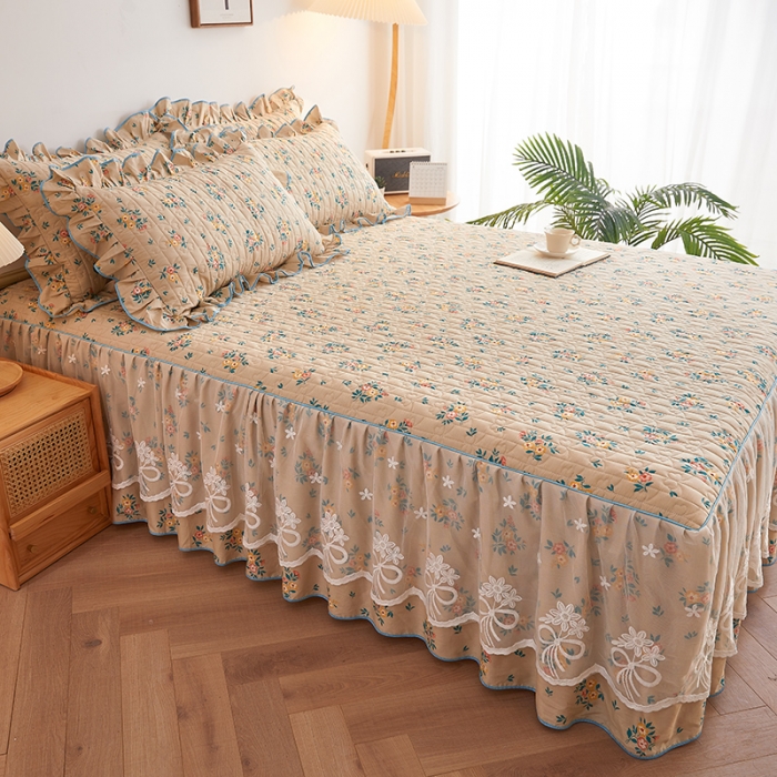 91家纺网 家纺一手货源 找家纺 宜凡 2023新款四季款全棉夹棉床裙三件套 纷飞