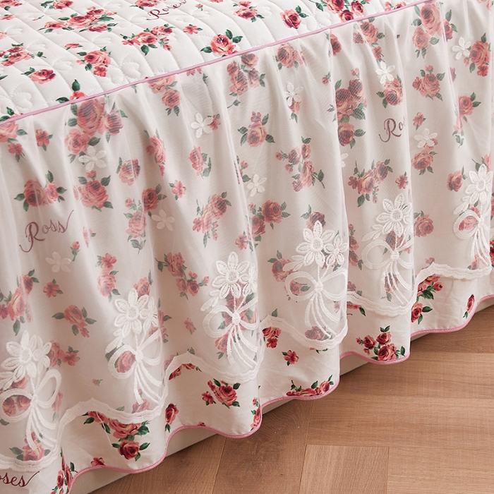 91家纺网 家纺一手货源 找家纺 宜凡 2023新款四季款全棉夹棉床裙三件套 瑰园