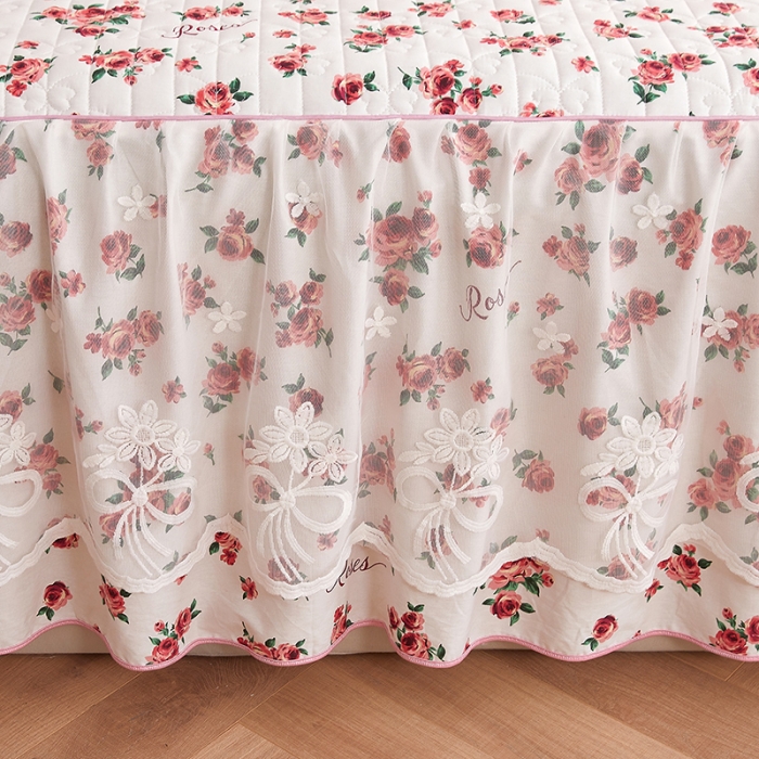 91家纺网 家纺一手货源 找家纺 宜凡 2023新款四季款全棉夹棉床裙三件套 瑰园