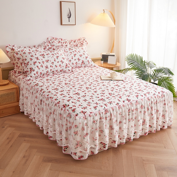 91家纺网 家纺一手货源 找家纺 宜凡 2023新款四季款全棉夹棉床裙三件套 瑰园