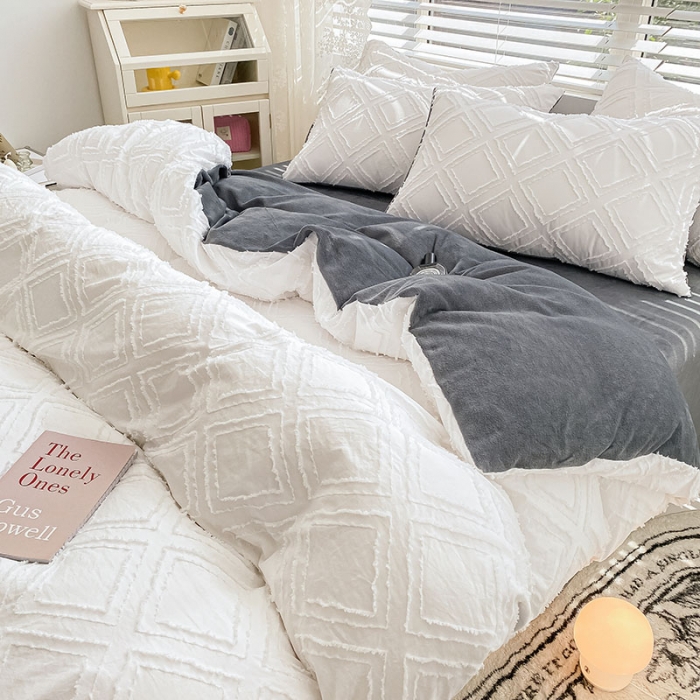 91家纺网 家纺一手货源 找家纺 琪格格纺织 2023新款韩式水洗棉剪花+牛奶绒四件套 象牙白