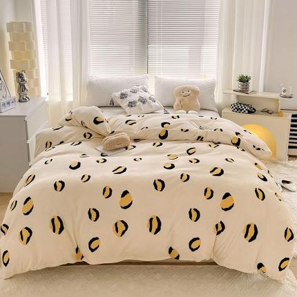 捌月 2024冬季新款印花牛奶绒-被套 奶糕