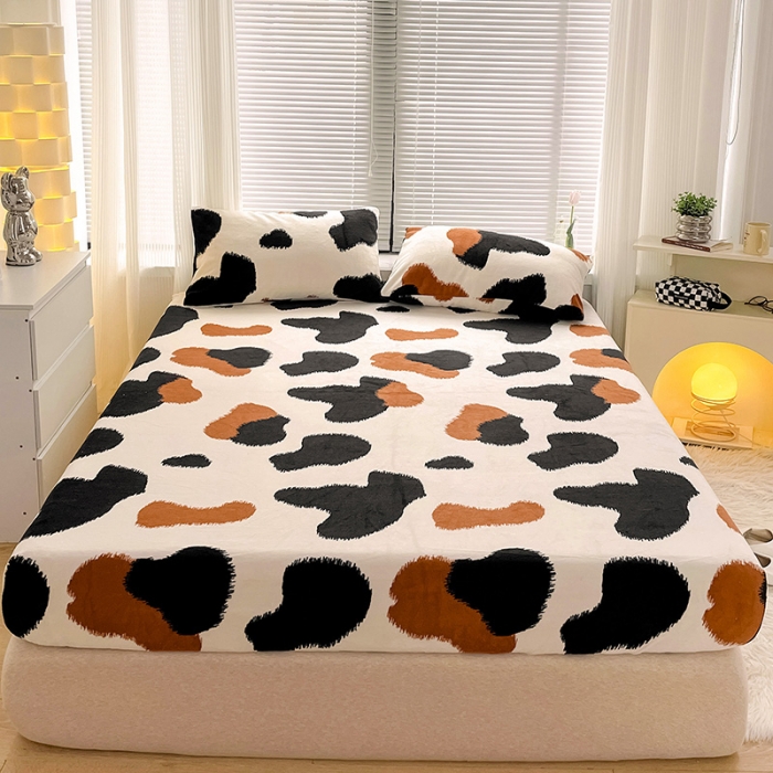 91家纺网 家纺一手货源 找家纺 捌月 2024冬季新款印花牛奶绒-床笠 泡芙