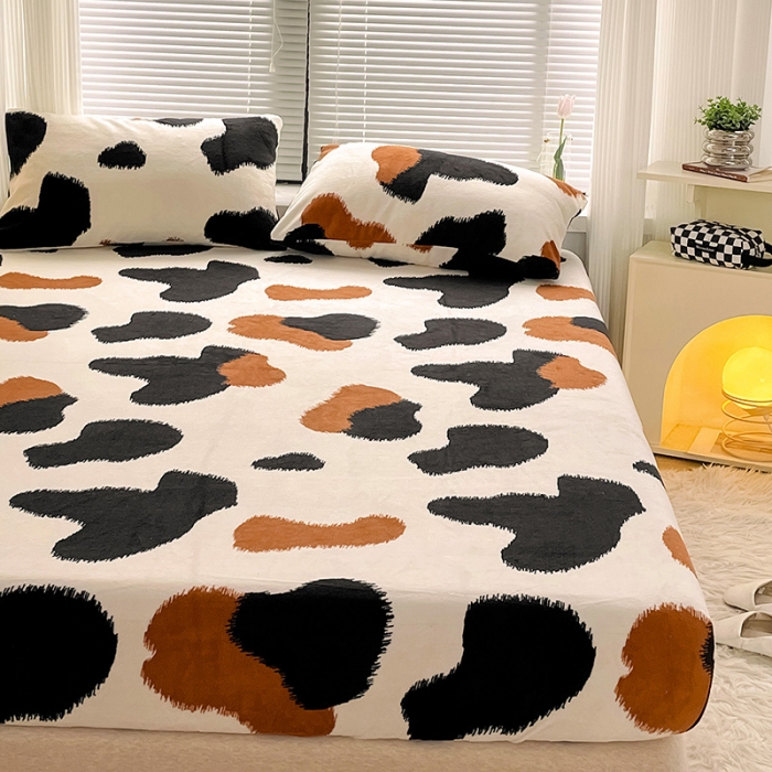 91家纺网 家纺一手货源 找家纺 捌月 2024冬季新款印花牛奶绒-床笠 泡芙