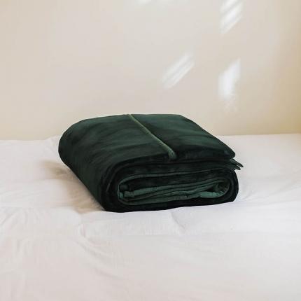 91家纺网 家纺一手货源 找家纺 寐眠2022新款法莱绒毛毯 墨绿