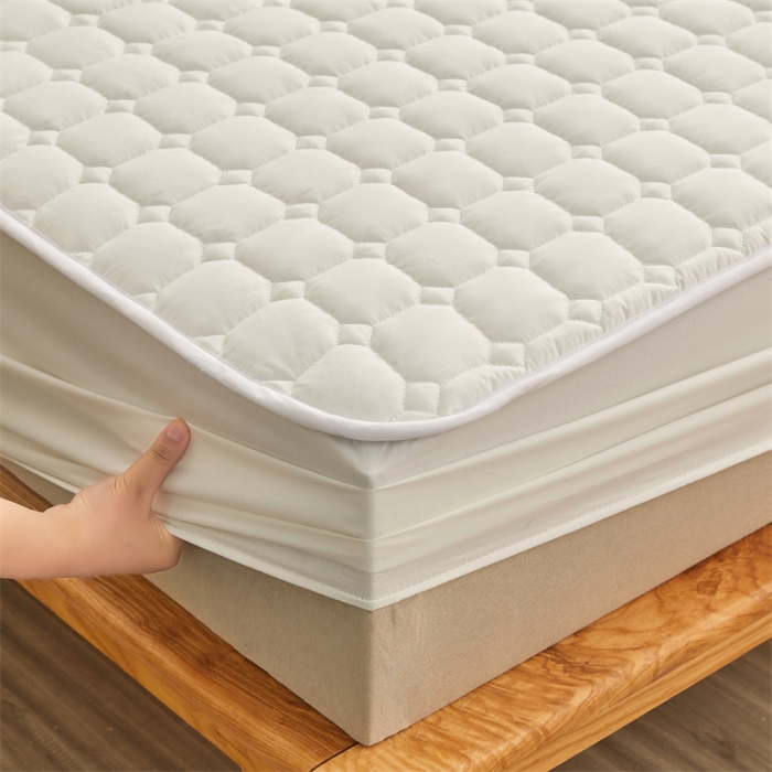 91家纺网 家纺一手货源 找家纺 雯豆 2022新款磨毛夹棉床笠纯色印花芦荟棉床垫保护垫 白色