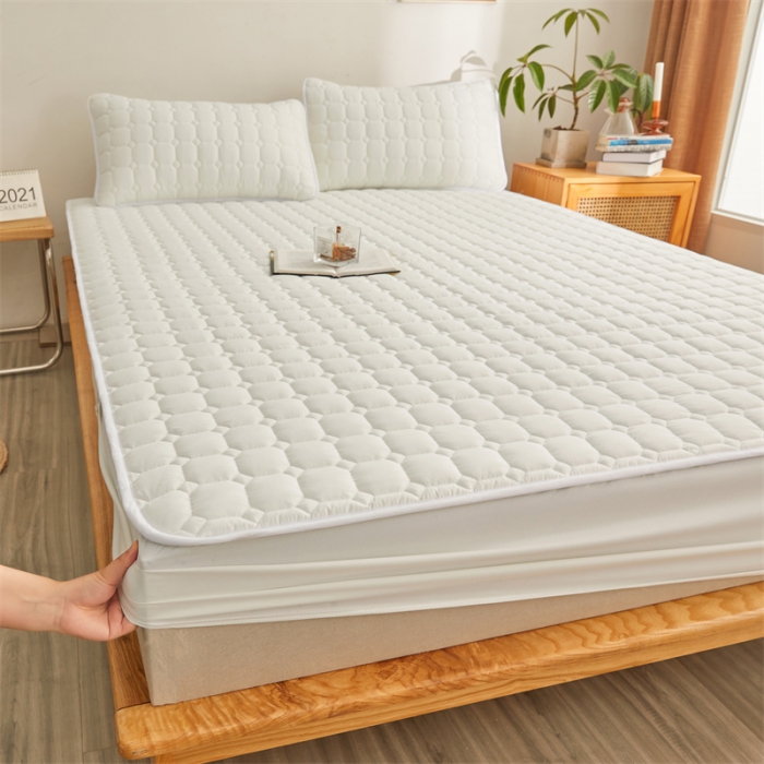 91家纺网 家纺一手货源 找家纺 雯豆 2022新款磨毛夹棉床笠纯色印花芦荟棉床垫保护垫 白色