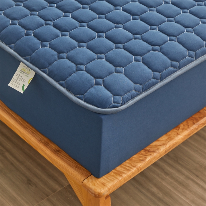 91家纺网 家纺一手货源 找家纺 雯豆 2022新款磨毛夹棉床笠纯色印花芦荟棉床垫保护垫 藏蓝