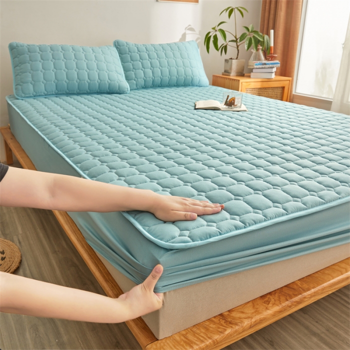 91家纺网 家纺一手货源 找家纺 雯豆 2022新款磨毛夹棉床笠纯色印花芦荟棉床垫保护垫 翡翠绿