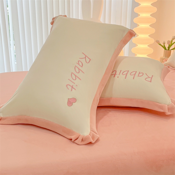 91家纺网 家纺一手货源 找家纺 （总）眠帛家居 2022新款水洗棉拼牛奶绒绣花四件套