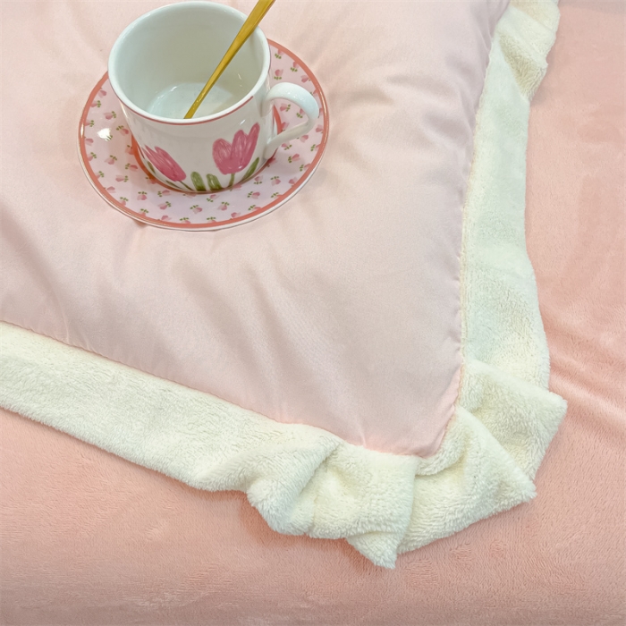 91家纺网 家纺一手货源 找家纺 眠帛家居 2022新款水洗棉拼牛奶绒绣花四件套 可爱兔-奶油粉