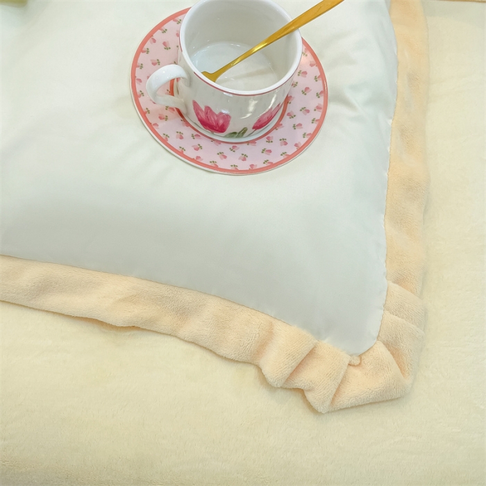 91家纺网 家纺一手货源 找家纺 眠帛家居 2022新款水洗棉拼牛奶绒绣花四件套 小太阳-奶油白