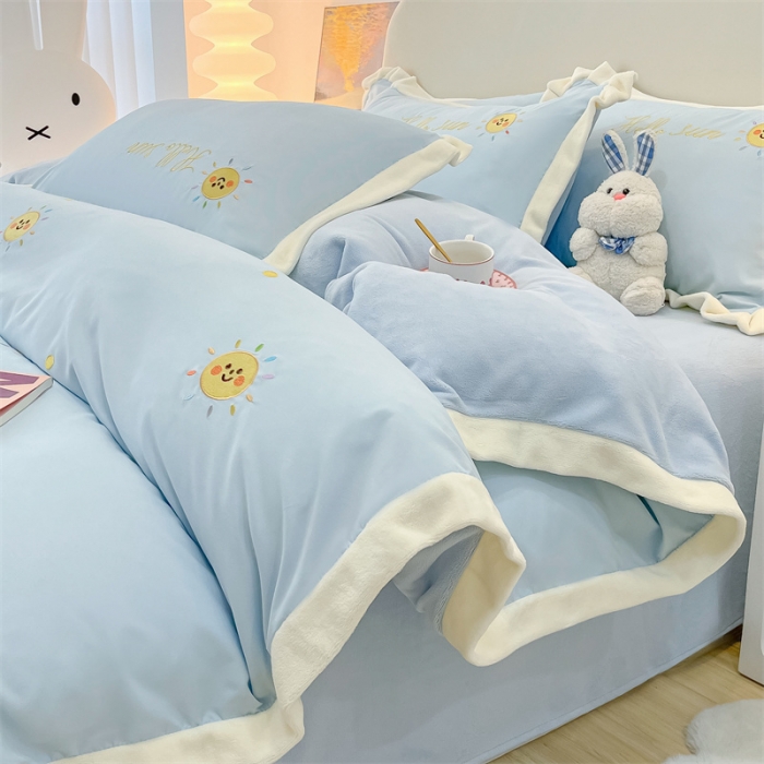 91家纺网 家纺一手货源 找家纺 眠帛家居 2022新款水洗棉拼牛奶绒绣花四件套 小太阳-奶油兰