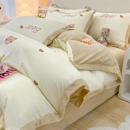 眠帛家居 2022新款水洗棉拼牛奶绒绣花四件套 小熊