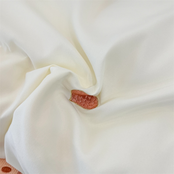 91家纺网 家纺一手货源 找家纺 眠帛家居 2022新款水洗棉拼牛奶绒绣花四件套 小熊