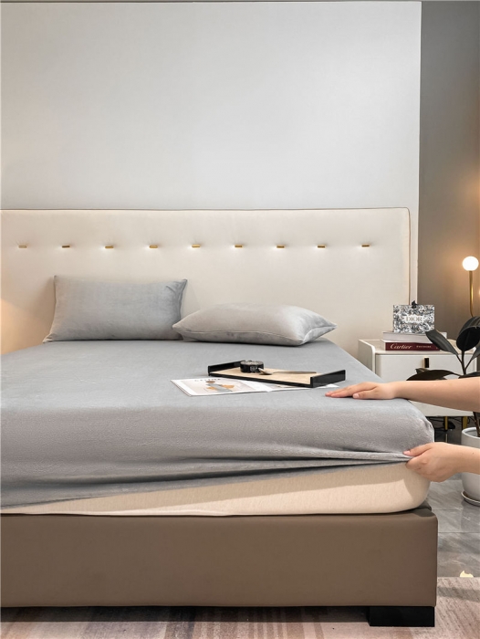 91家纺网 家纺一手货源 找家纺 （总）古吉梦 2022年新款牛奶绒纯色床笠三件套