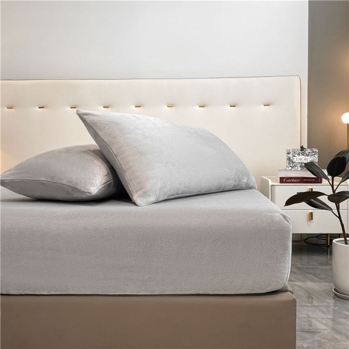 91家纺网 家纺一手货源 找家纺 （总）古吉梦 2022年新款牛奶绒纯色床笠三件套