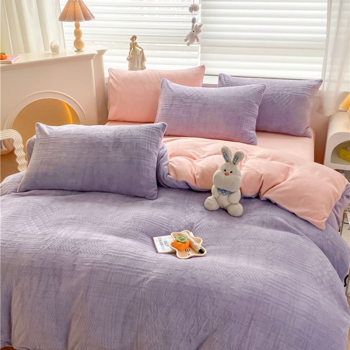 91家纺网 家纺一手货源 找家纺 古吉梦 2022新款A类高克重华夫格雕花绒四件套 华夫格-丁香紫+藕粉