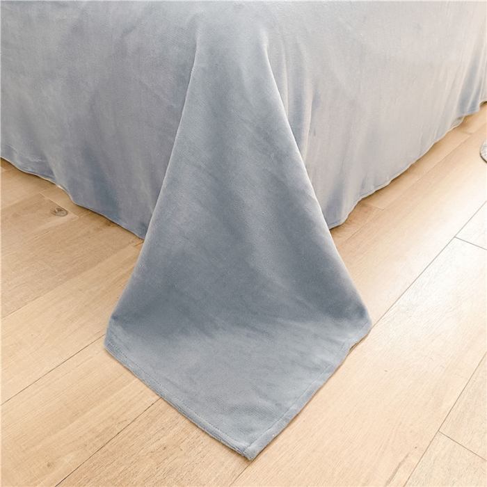 91家纺网 家纺一手货源 找家纺 古吉梦 2022新款A类高克重华夫格雕花绒四件套 华夫格-豆沙粉+浅灰