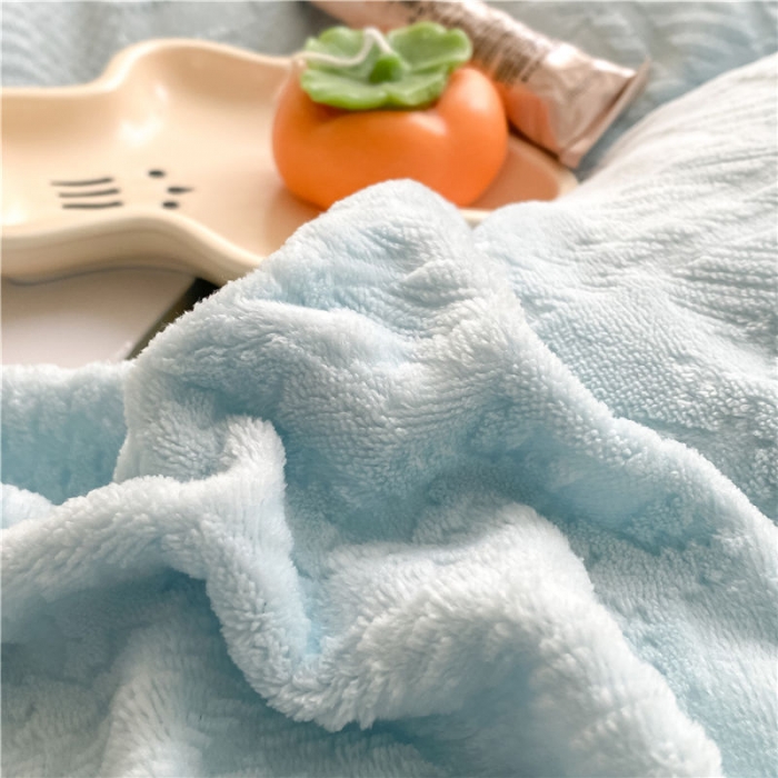 91家纺网 家纺一手货源 找家纺 古吉梦 2022新款A类高克重华夫格雕花绒四件套 华夫格-梵星蓝+奶黄